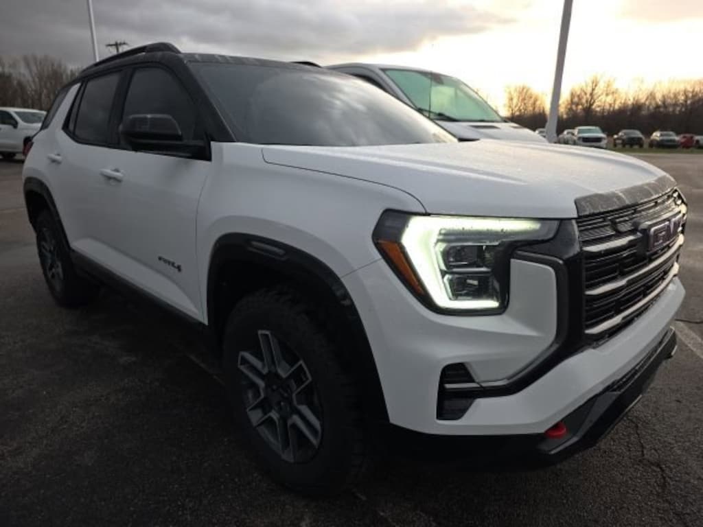Used 2026 GMC Terrain AT4 SUV