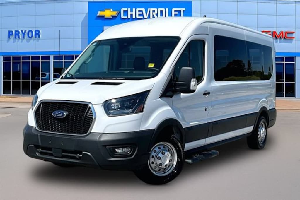 Used 2025 Ford Transit Passenger Wagon XL
