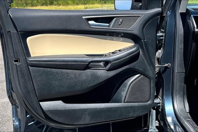 2022 Ford Edge SE - Photo 19