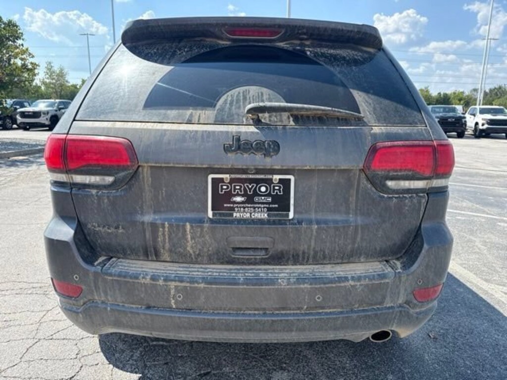 Used 2020 Jeep Grand Cherokee Altitude