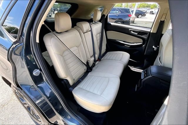 2022 Ford Edge SE - Photo 24