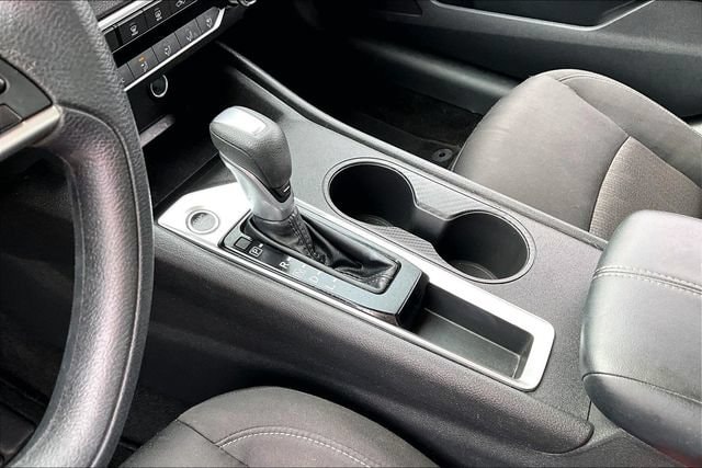 2025 Nissan Altima SV - Photo 18