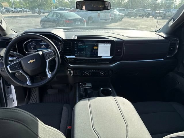 2025 Chevrolet Silverado 1500 LT - Photo 6