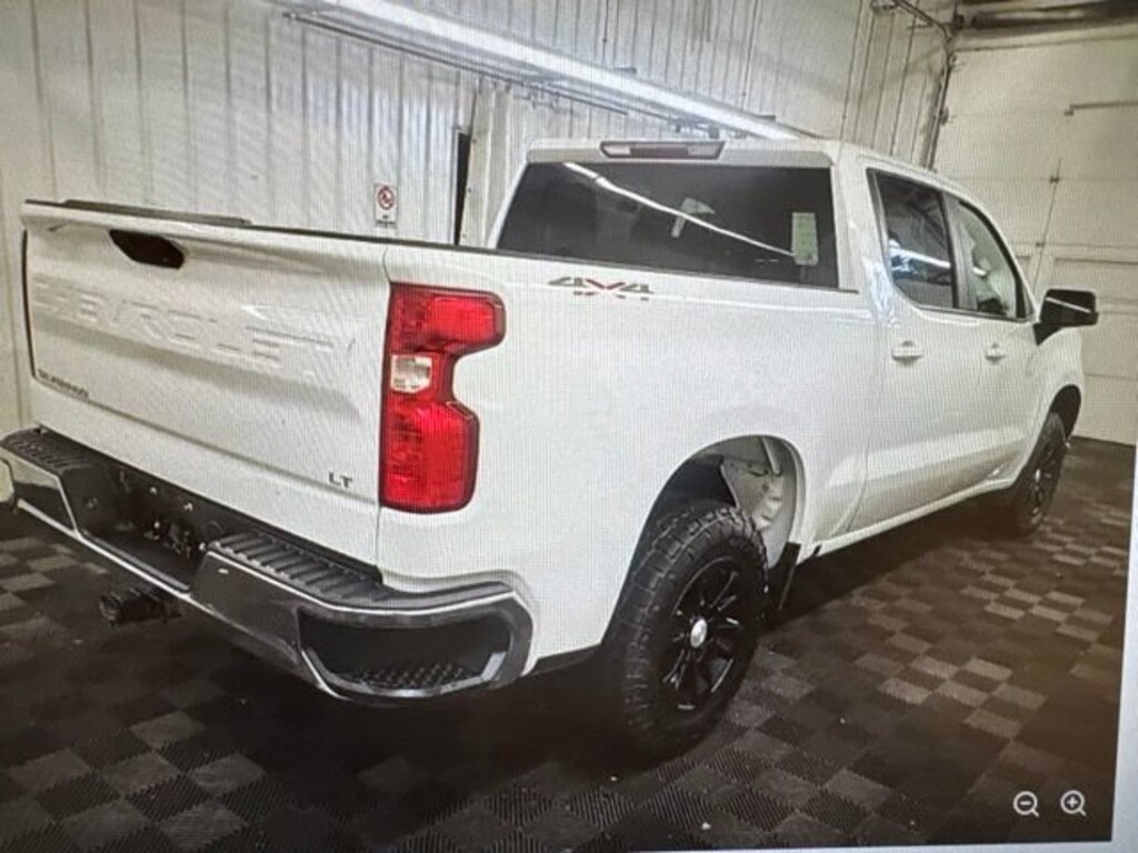 Used 2021 Chevrolet Silverado 1500 LT Truck