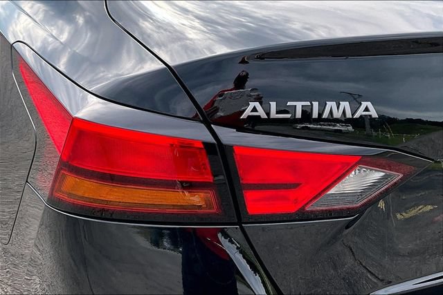 2025 Nissan Altima SV - Photo 23
