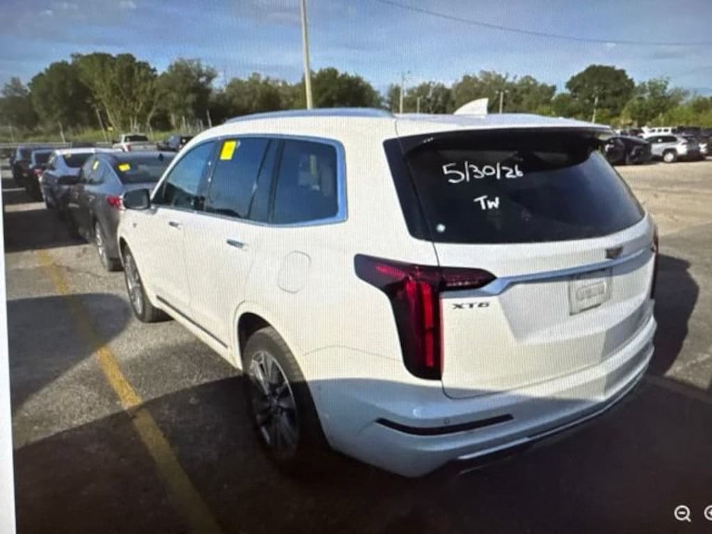 Used 2021 CADILLAC XT6 Premium Luxury SUV