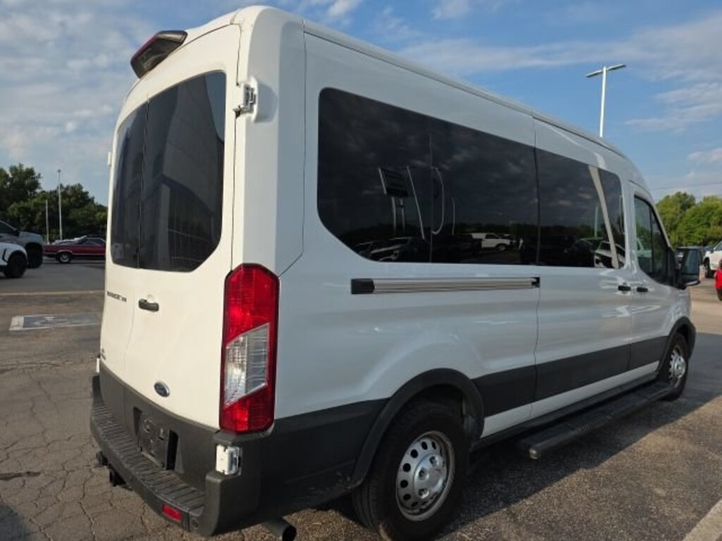 Used 2025 Ford Transit Passenger Wagon XL