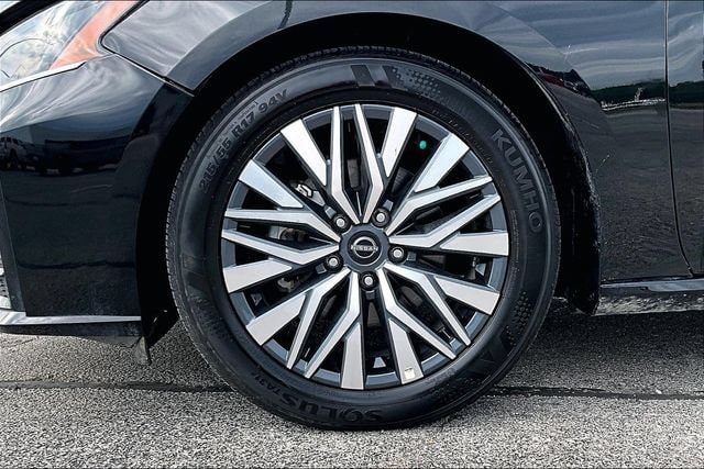 2025 Nissan Altima SV - Photo 33