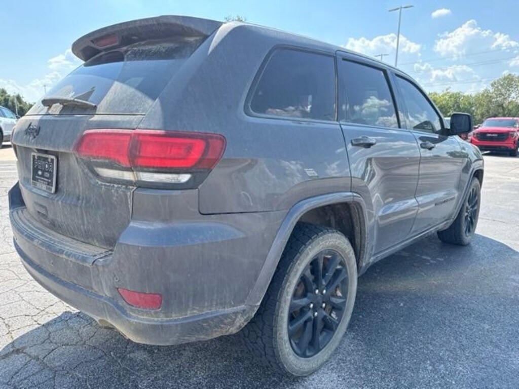 Used 2020 Jeep Grand Cherokee Altitude