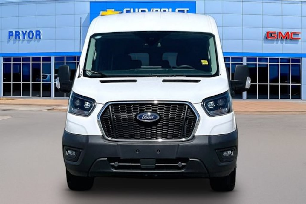 Used 2025 Ford Transit Passenger Wagon XL