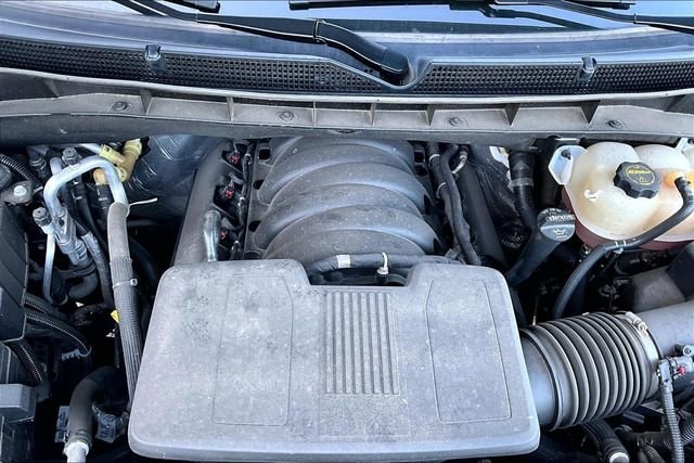 2025 GMC Yukon Denali - Photo 32