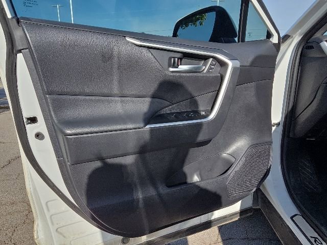 2024 Toyota RAV4 XLE Premium - Photo 11