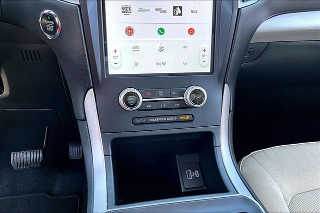 2022 Ford Edge SE - Photo 15