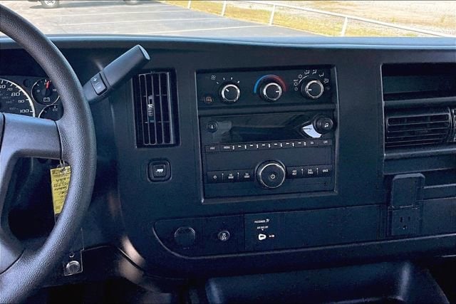 2026 GMC Savana Cargo Work Van - Photo 7