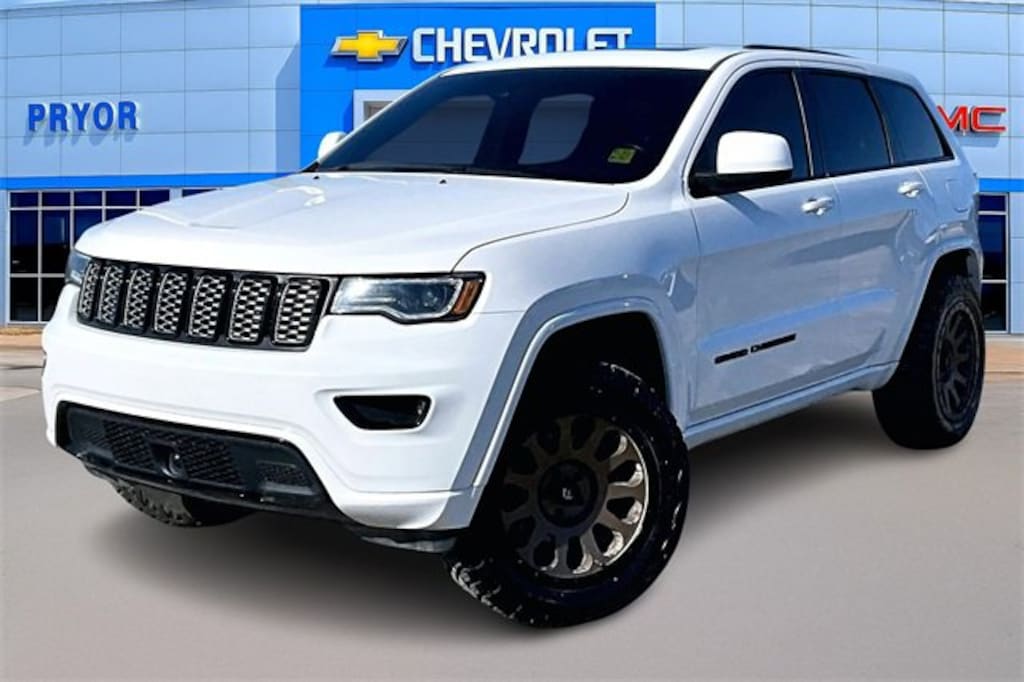 Used 2020 Jeep Grand Cherokee Altitude