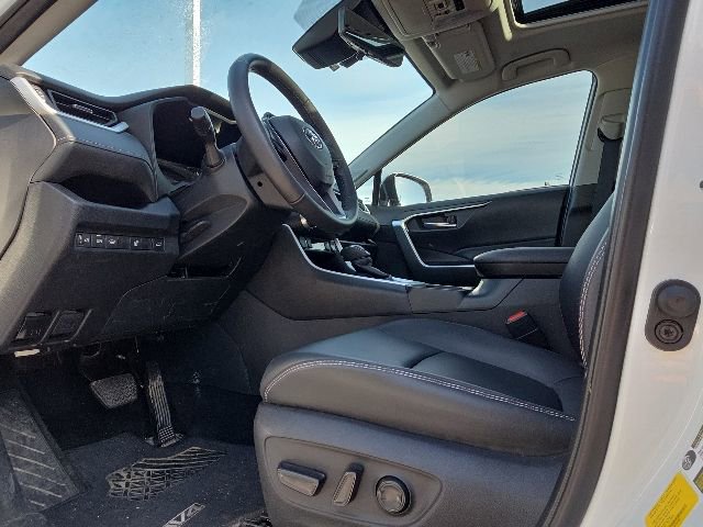 2024 Toyota RAV4 XLE Premium - Photo 9