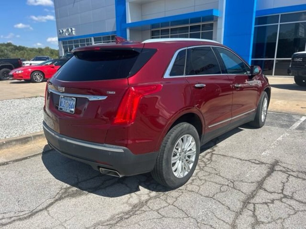 Used 2017 CADILLAC XT5 FWD SUV
