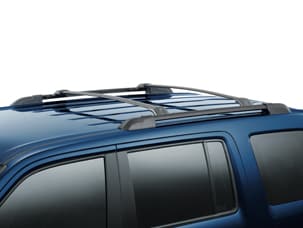 CROSSBARS-W-ROOF-RAILS_mid.jpg