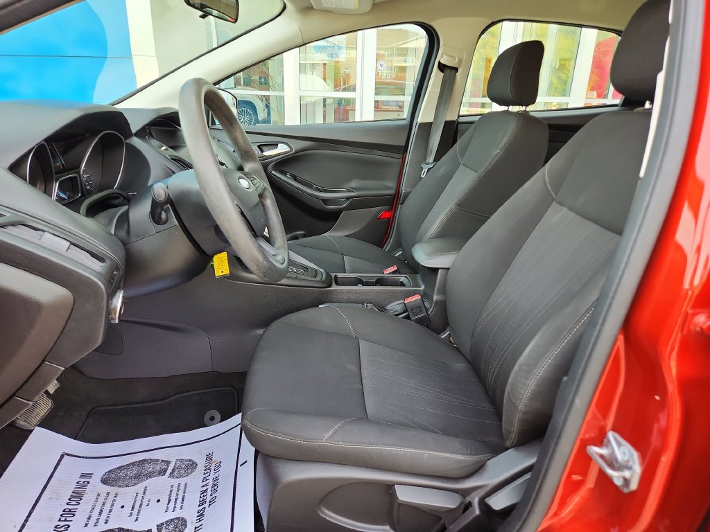 2018 Ford Focus SE - Photo 13