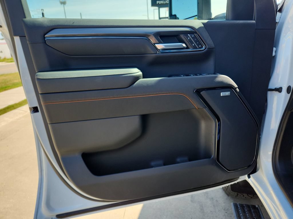 2026 GMC Sierra 2500HD AT4 - Photo 12