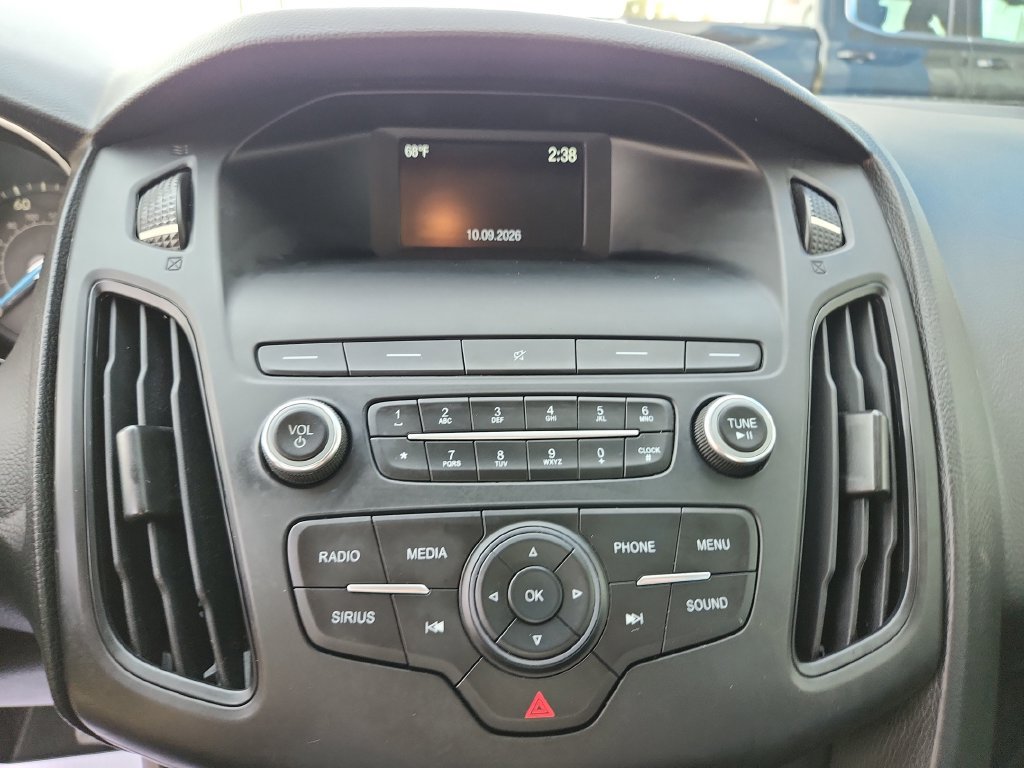 2018 Ford Focus SE - Photo 22
