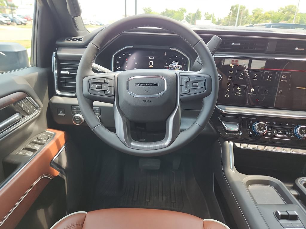 2026 GMC Sierra 3500HD Denali Ultimate - Photo 16