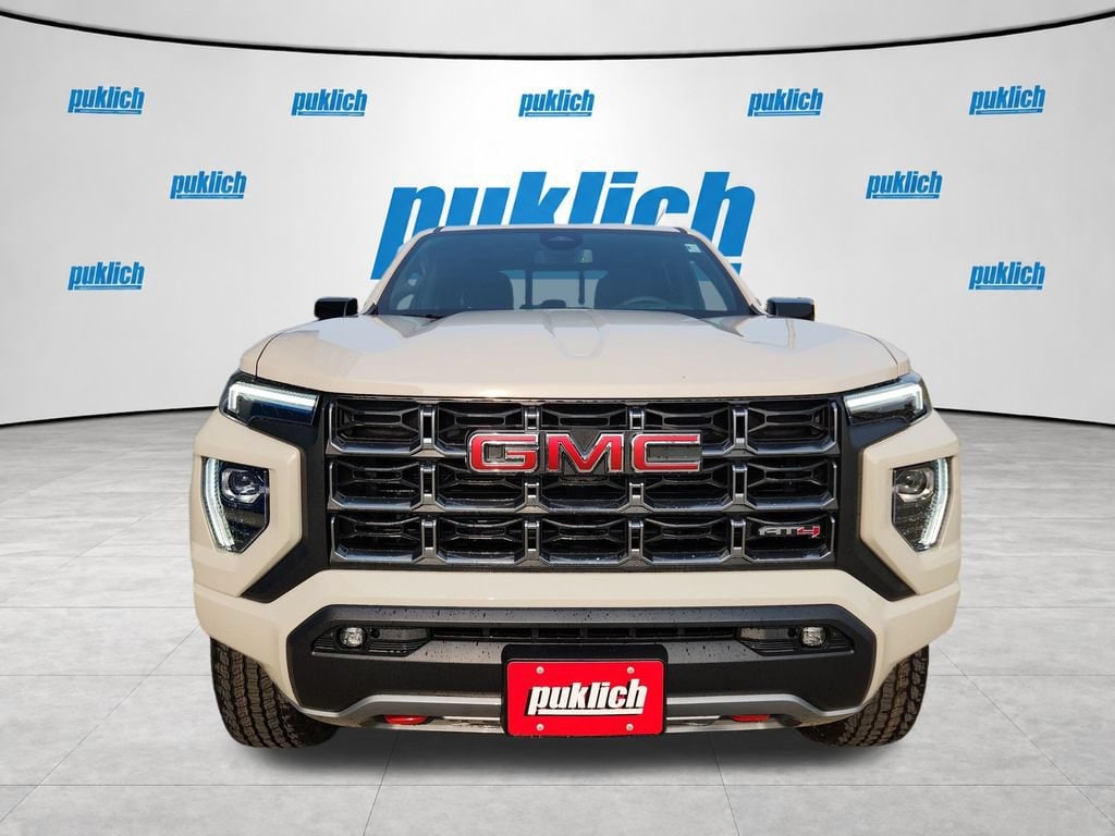 2026 GMC Canyon AT4 - Photo 10