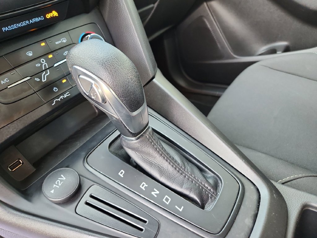 2018 Ford Focus SE - Photo 26