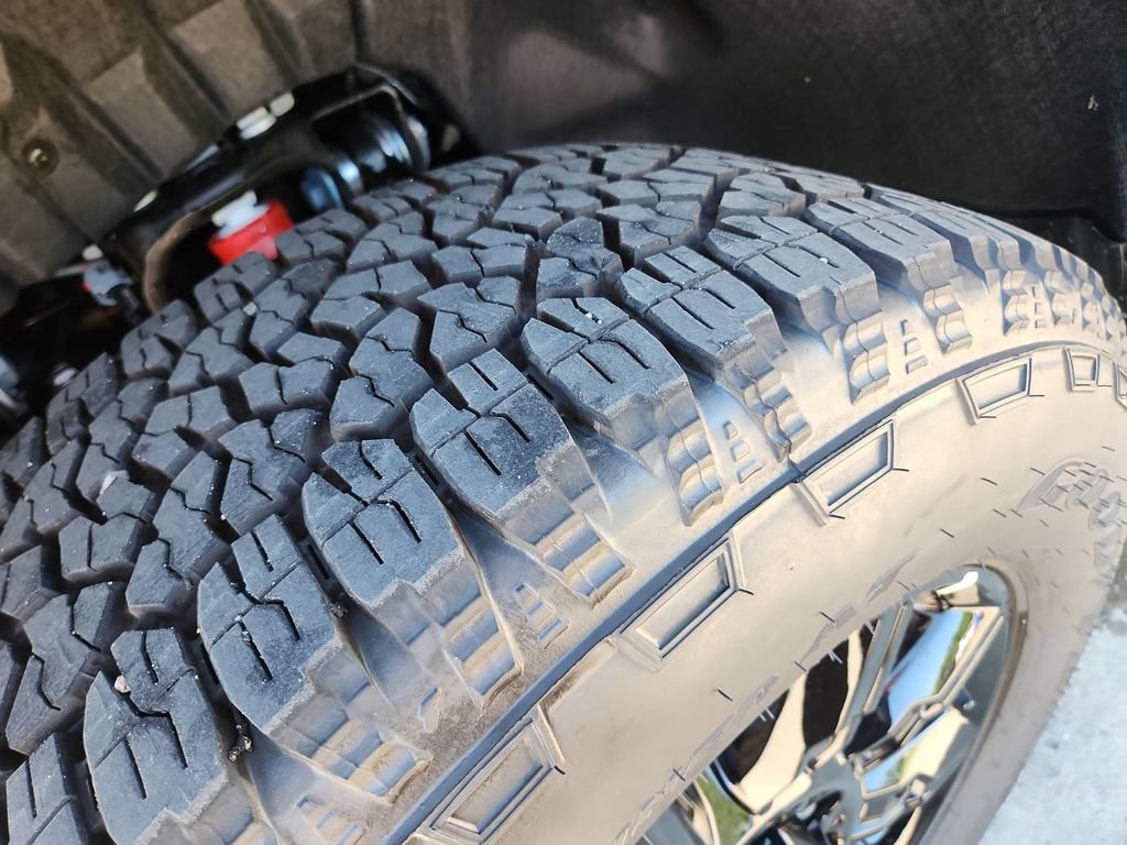 2026 GMC Sierra 2500HD AT4 - Photo 30