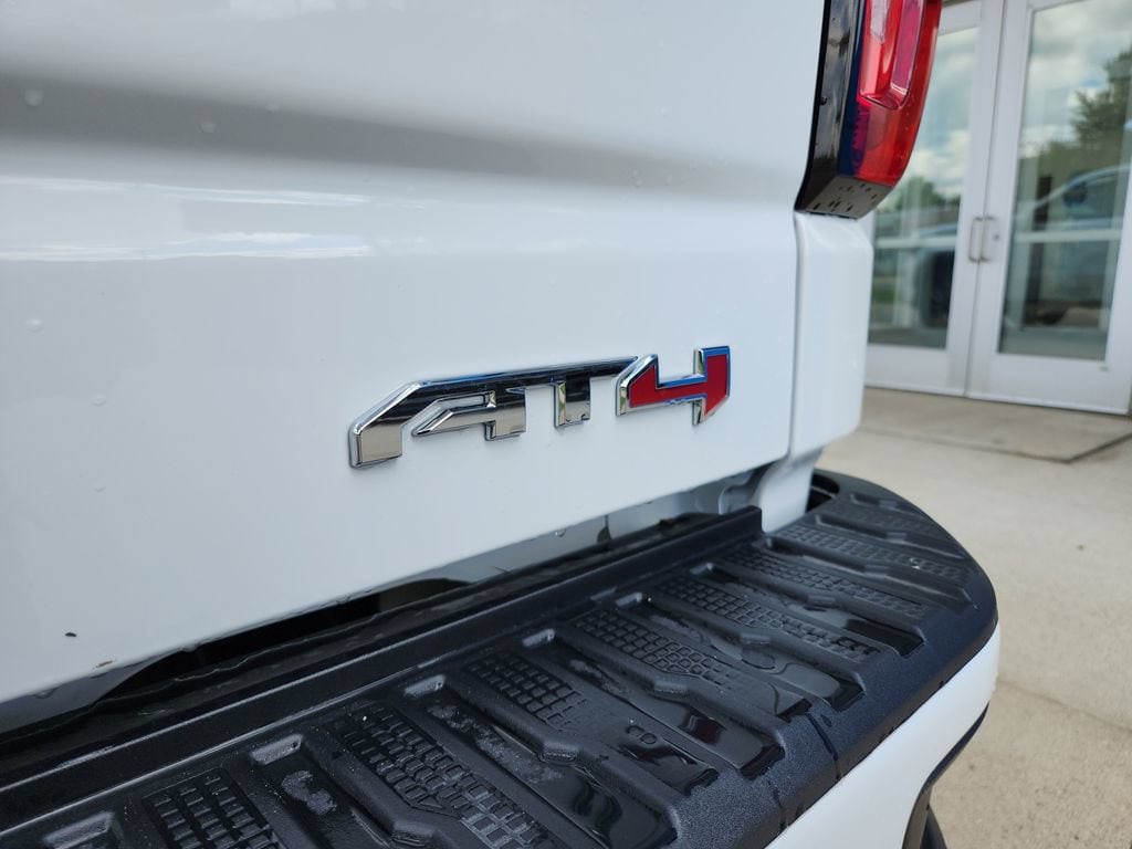 2026 GMC Sierra 1500 AT4 - Photo 32
