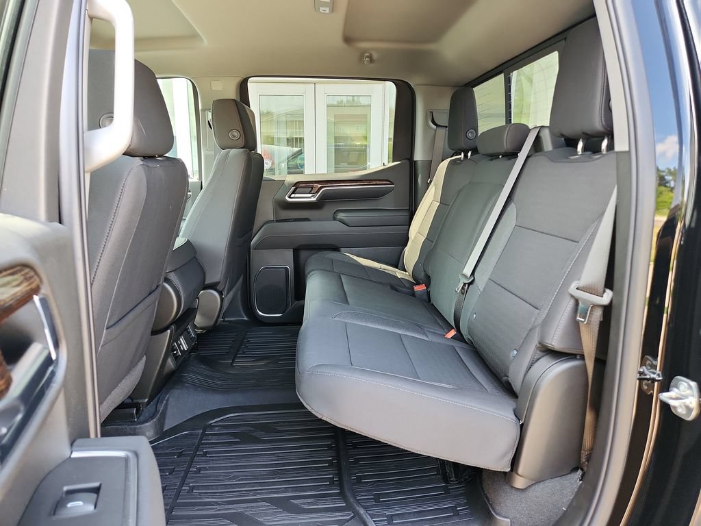 2026 GMC Sierra 1500 SLE - Photo 27