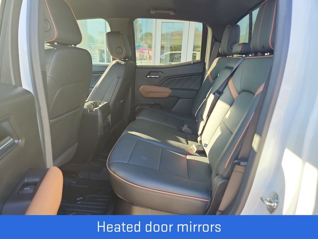2025 GMC Canyon AT4 - Photo 29