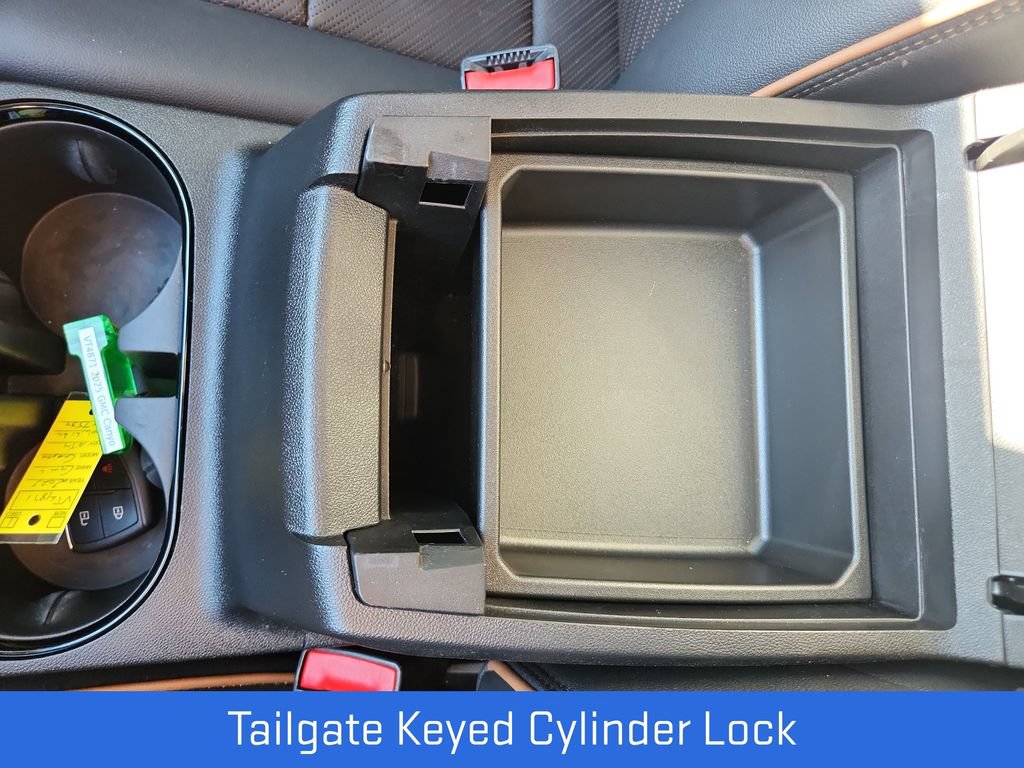2025 GMC Canyon AT4 - Photo 30