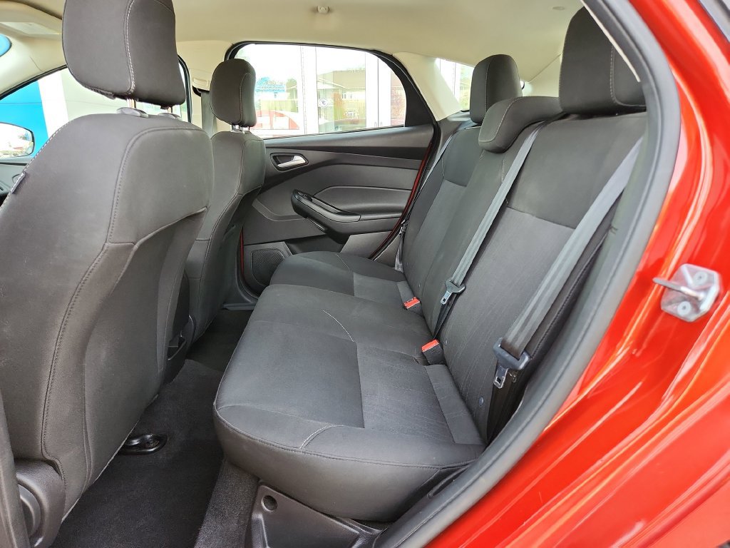 2018 Ford Focus SE - Photo 27
