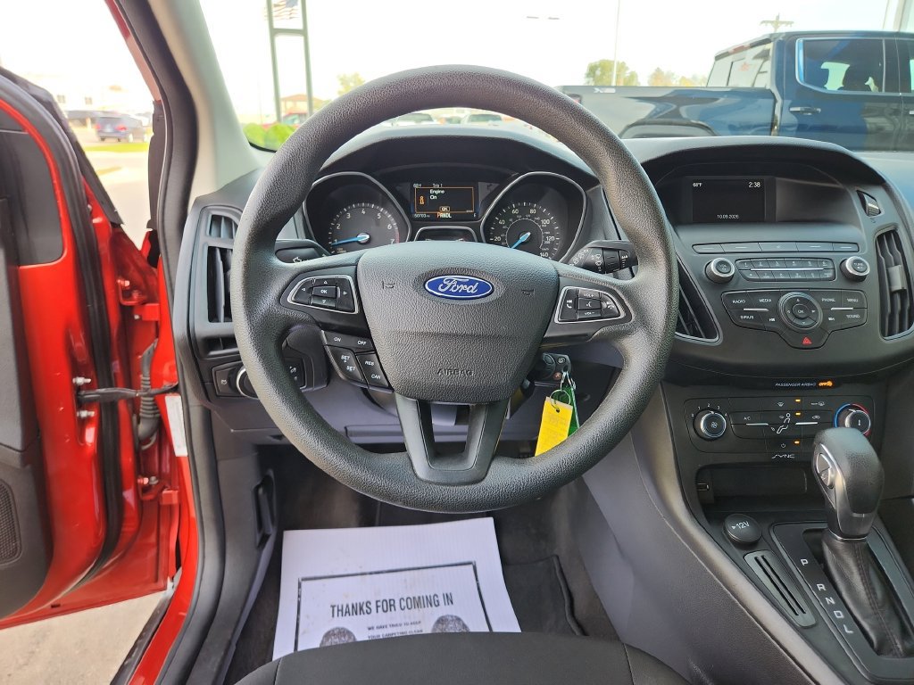 2018 Ford Focus SE - Photo 17