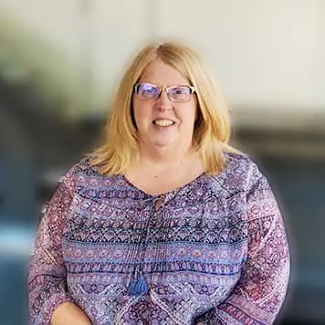 Staff member Cindy Waagen from ID_357646
