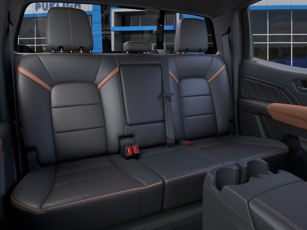 2026 GMC Canyon AT4 - Photo 18