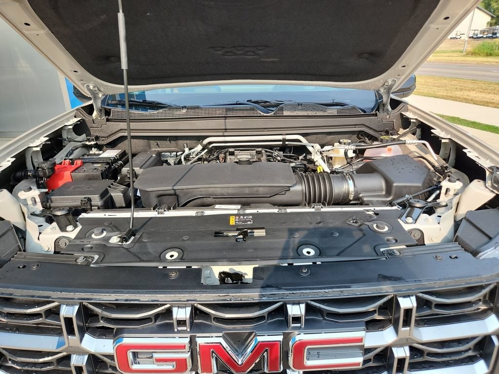 2026 GMC Canyon AT4 - Photo 23