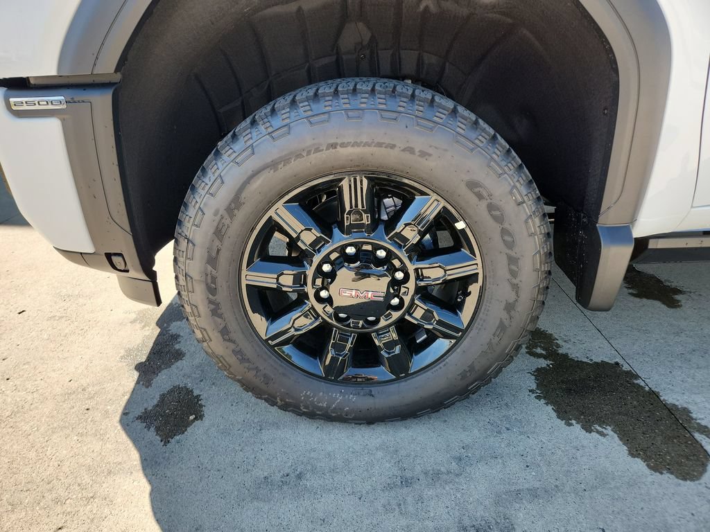 2026 GMC Sierra 2500HD AT4 - Photo 29