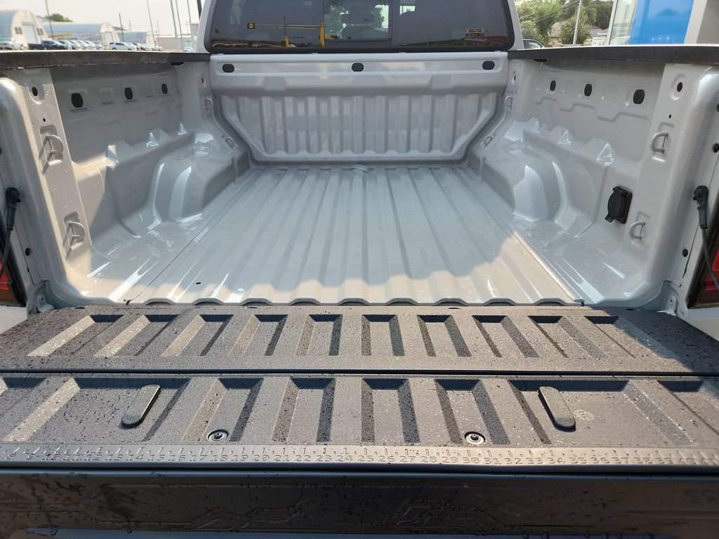 2026 GMC Canyon AT4 - Photo 24