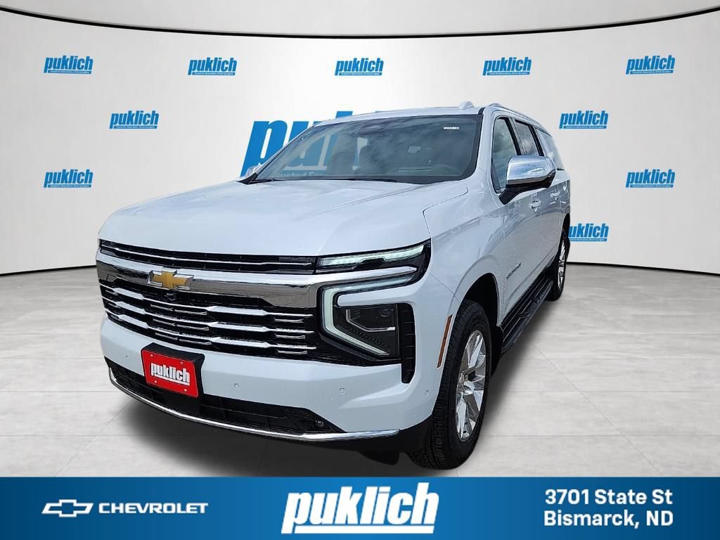 Polar White Tricoat 2026 Chevrolet Suburban SUV / Crossover Four-Wheel Drive Automatic