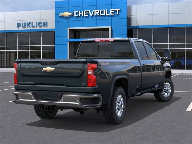 2025 Chevrolet Silverado 2500HD LT photo 4