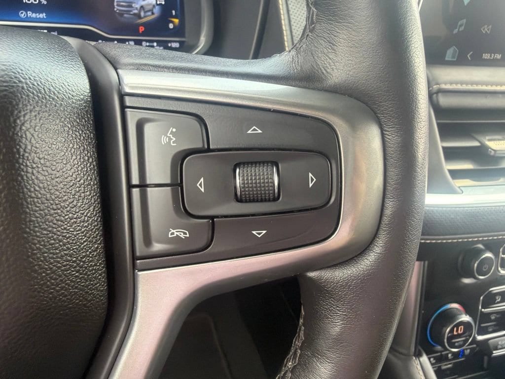 2023 Chevrolet Suburban Premier - Photo 11