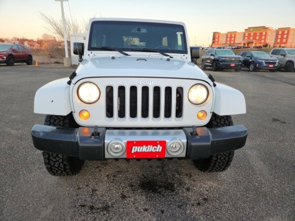 Used 2017 Jeep Wrangler Unlimited Sahara