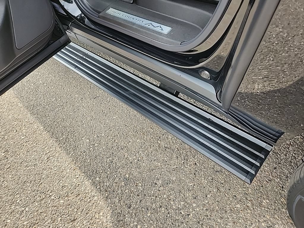 2026 Chevrolet Suburban High Country - Photo 47
