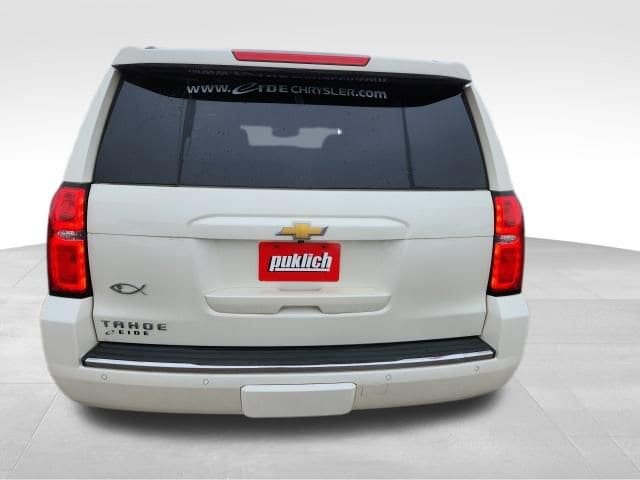 View vehicle photo 6