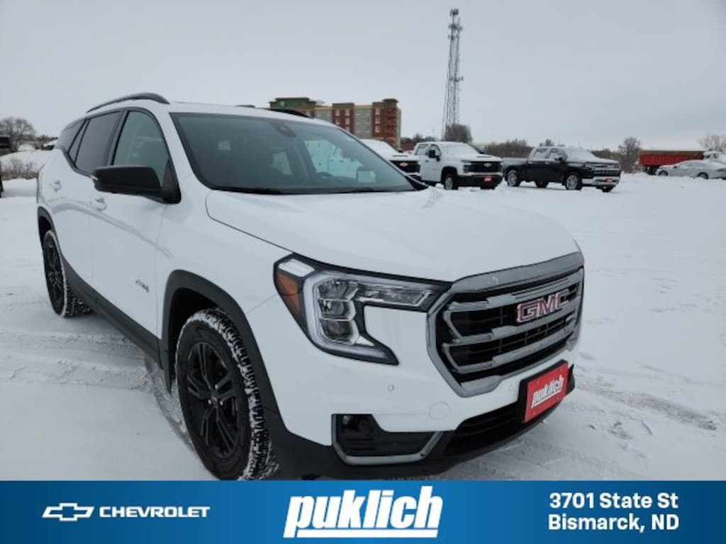 Used 2024 GMC Terrain AT4 SUV