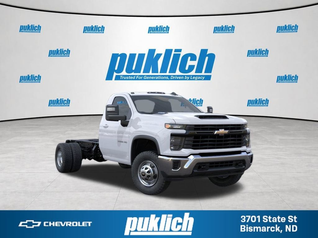 2026 Chevrolet Silverado HD WT 4WD Regular Cab 162" WB's photo