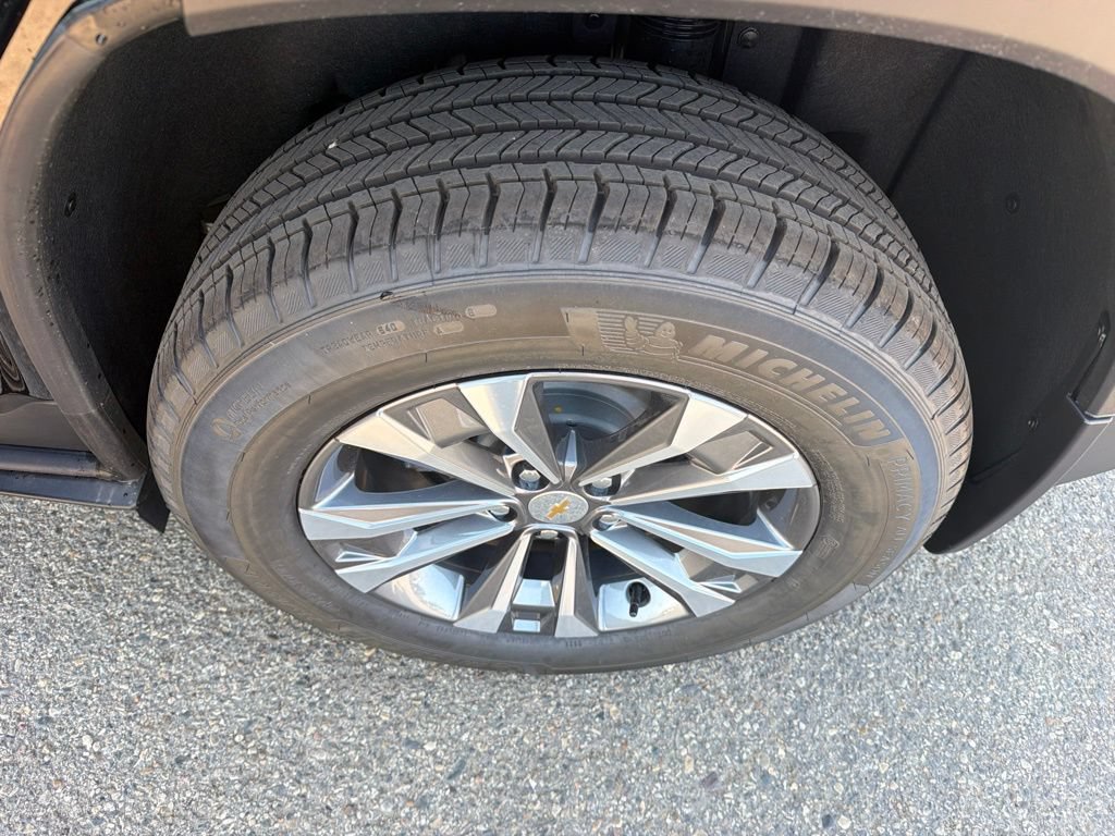 2027 Chevrolet Equinox LT - Photo 29