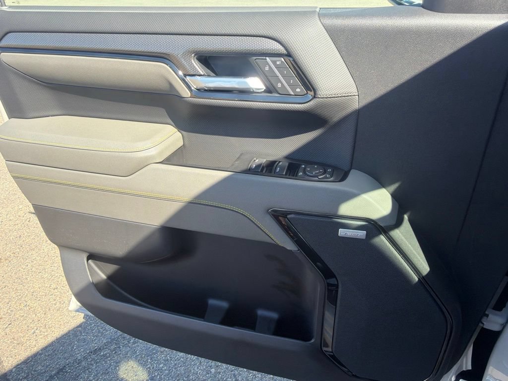 2026 Chevrolet Silverado 1500 ZR2 - Photo 33